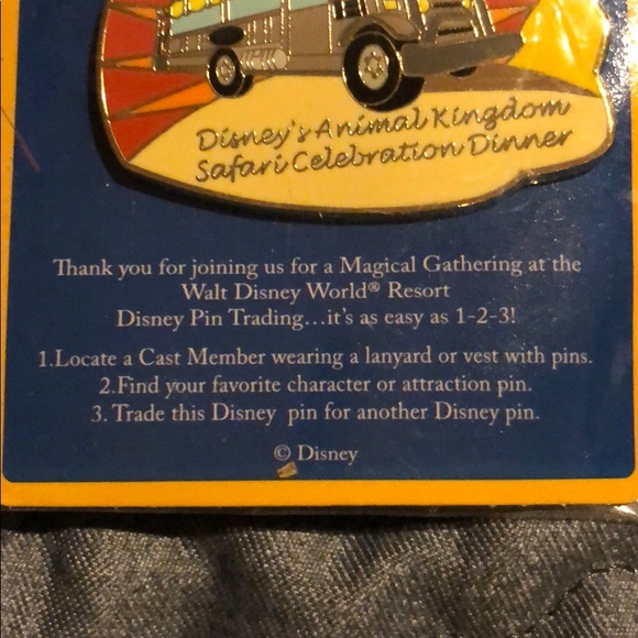 Disney Animal Kingdom SafariCelebration Dinner Pin - Picture 3 of 4